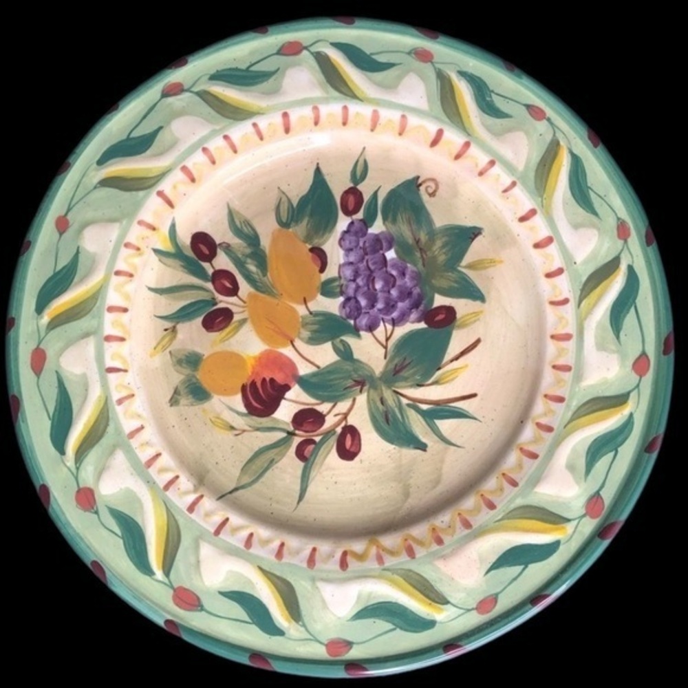 Certified International Pamela Gladding  11” Plate in EUC